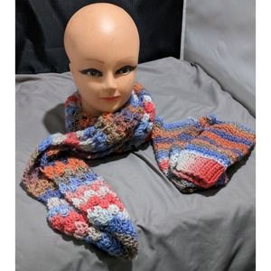 Beautiful Handmade Wild Berry Scalloped Pattern Scarf